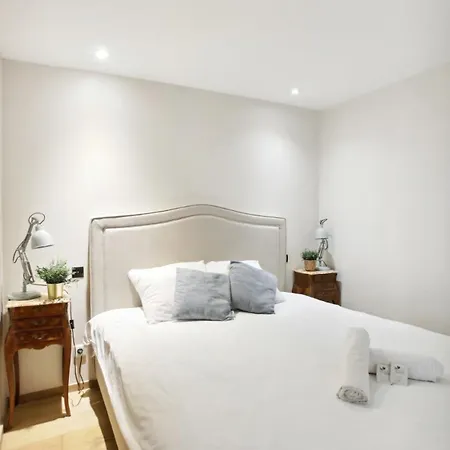 Mabillon & Saint Germain - Cityapartmentstay Paris